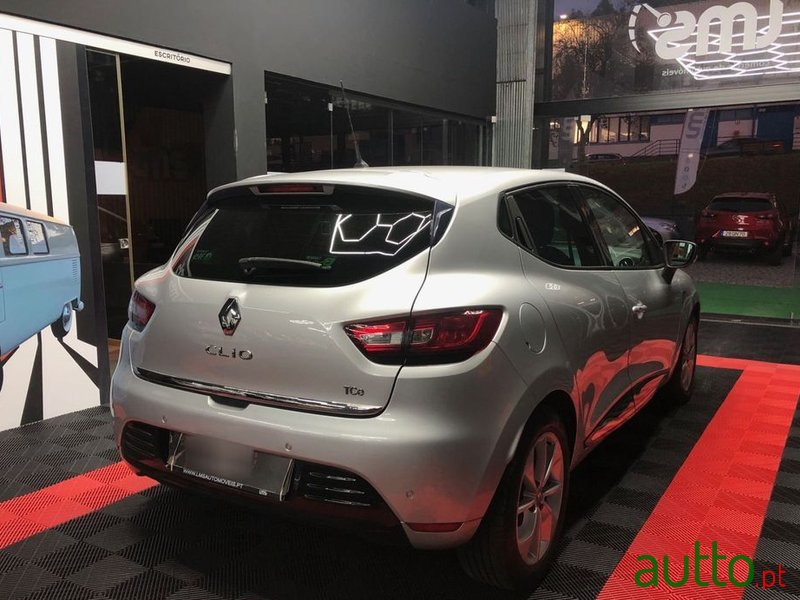 2017' Renault Clio 0.9 Tce Limited photo #6