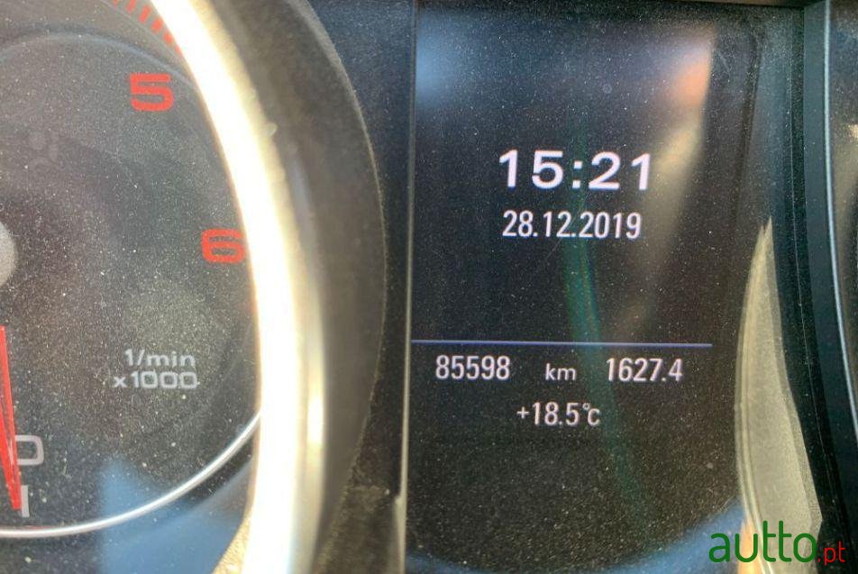 2009' Audi A5 2.0 Tdi photo #2