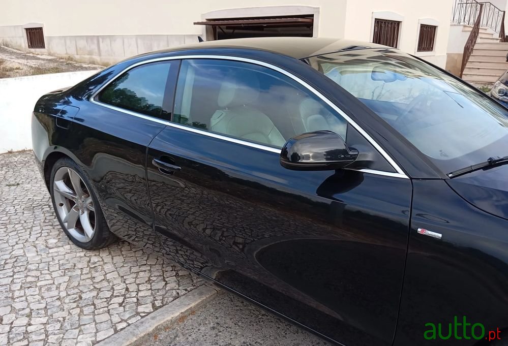 2010' Audi A5 S-Line photo #5