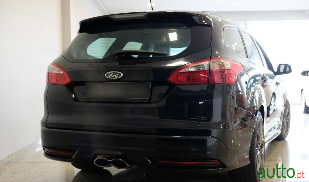 2014' Ford Focus Sw photo #4