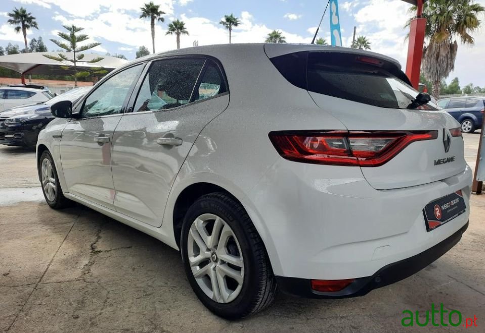 2016' Renault Megane photo #4