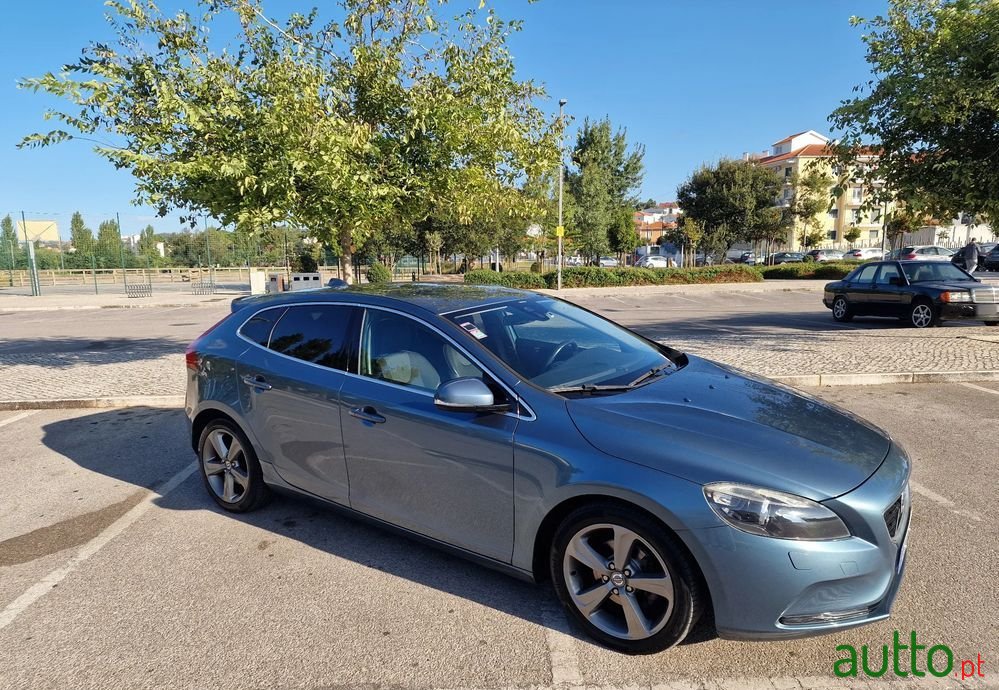 2012' Volvo V40 1.6 D2 Eco Momentum photo #4