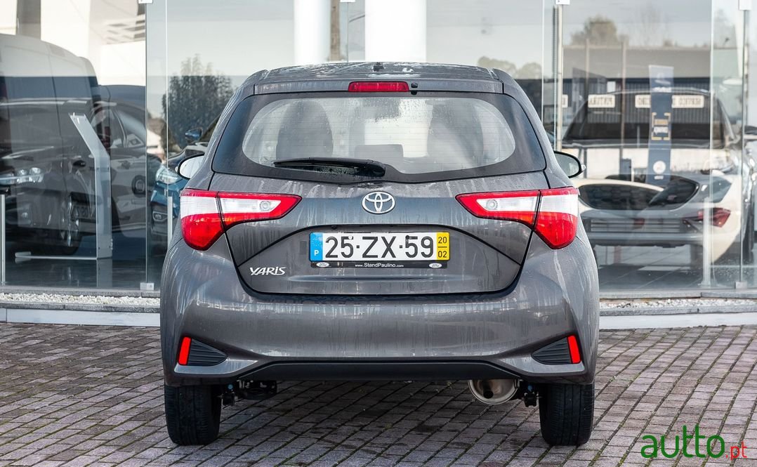 2020' Toyota Yaris photo #4