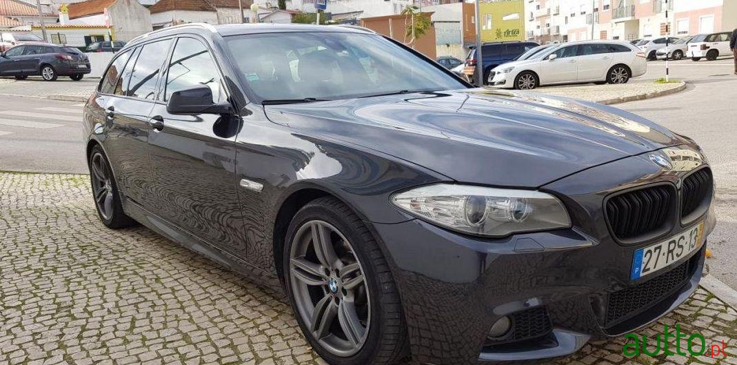 2013' BMW 520 Pack M photo #4