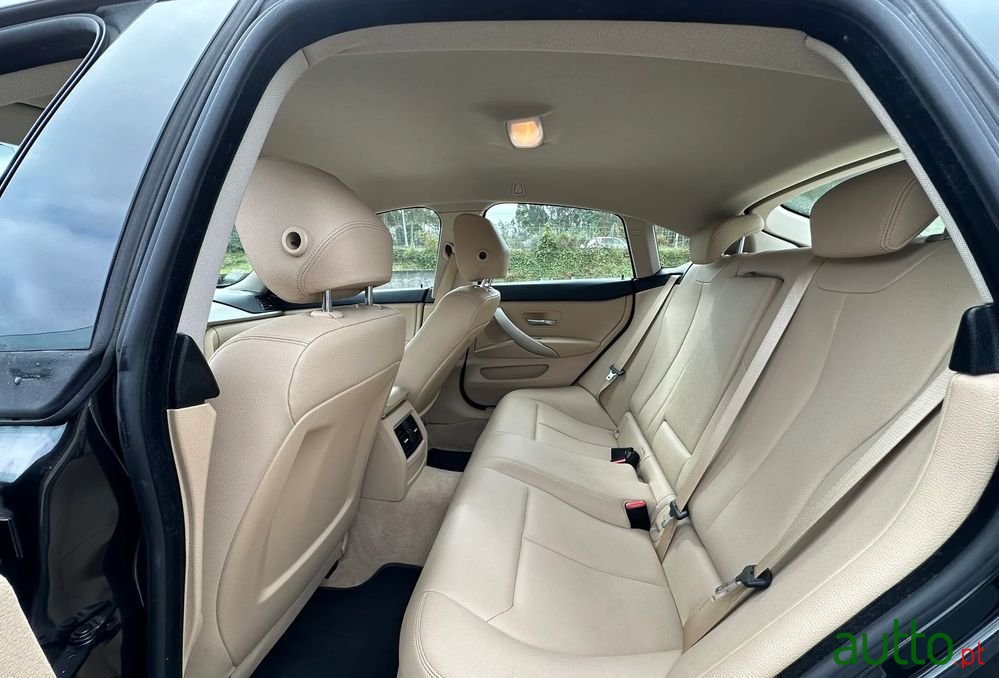 2016' BMW 420 D Advantage Auto photo #3