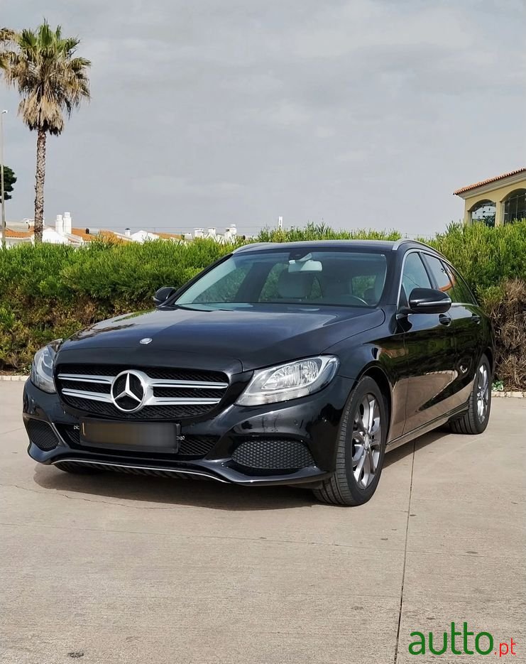 2016' Mercedes-Benz Classe C photo #2