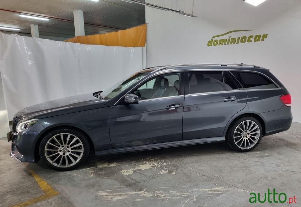 2013' Mercedes-Benz E-300 photo #6