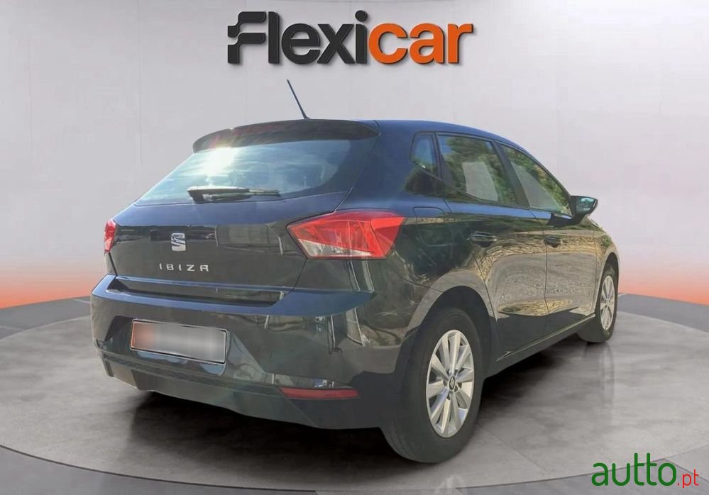 2021' SEAT Ibiza 1.0 Tsi Style photo #3
