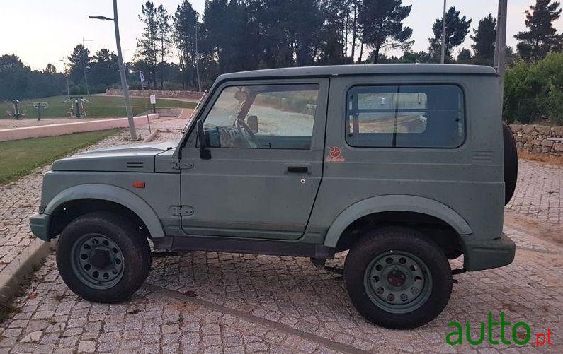 2003' Suzuki Samurai Nairobi photo #2