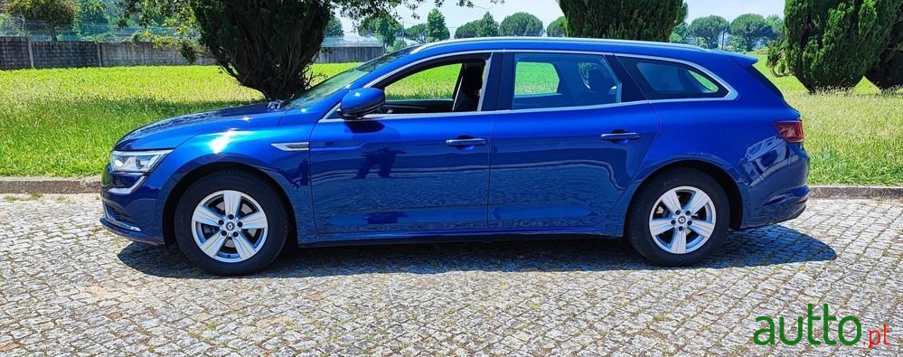 2017' Renault Talisman Sport Tourer photo #3