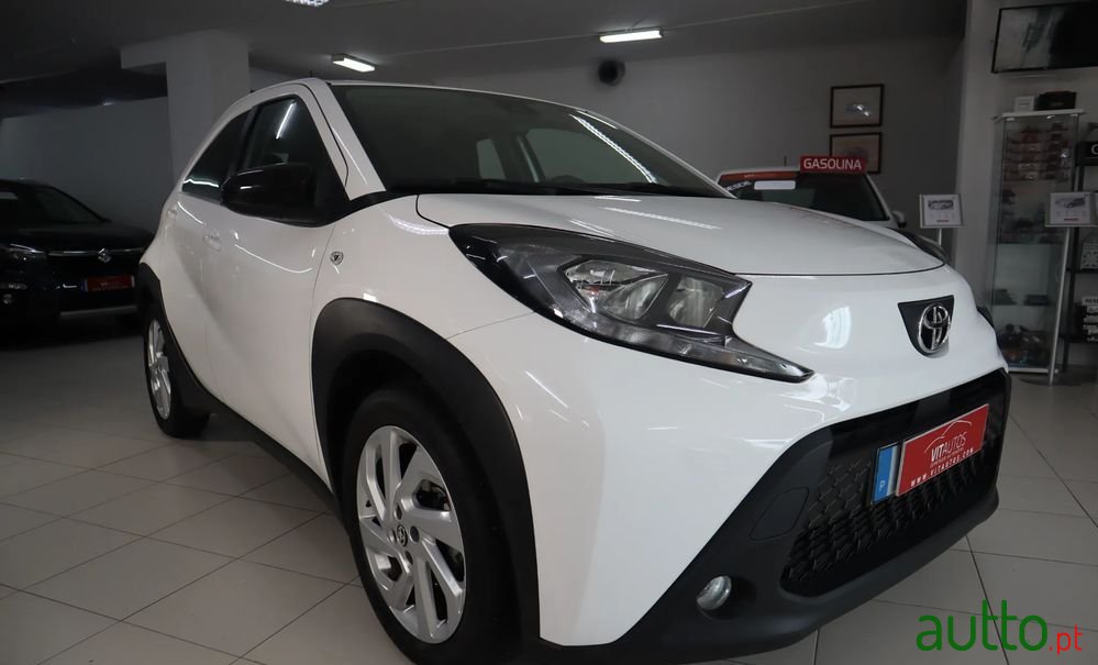 2023' Toyota Aygo X 1.0 Play photo #6
