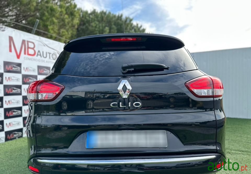 2018' Renault Clio Break photo #4