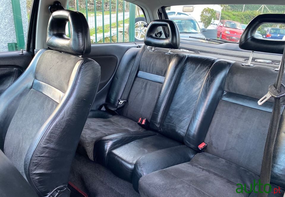 2001' SEAT Ibiza photo #3