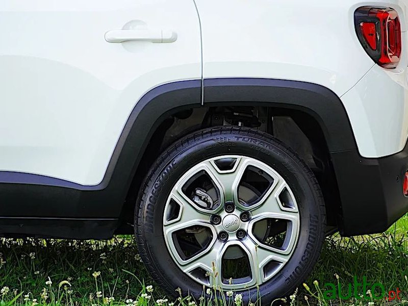 2021' Jeep Renegade 1.3 T Limited Dct photo #5