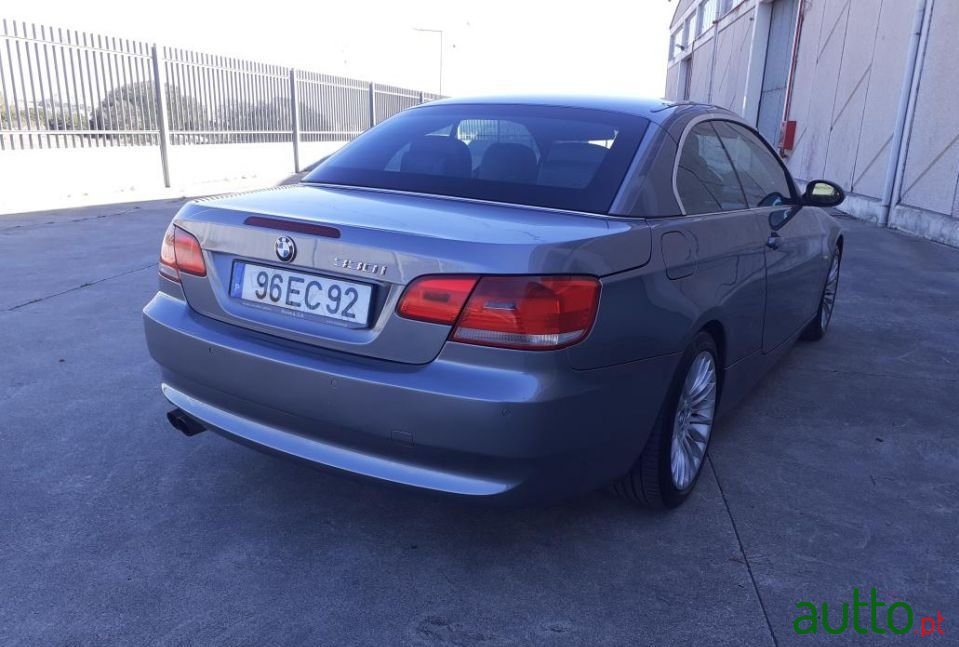 2007' BMW 330 photo #5