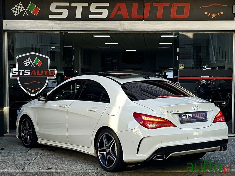 2015' Mercedes-Benz Classe Cla photo #4