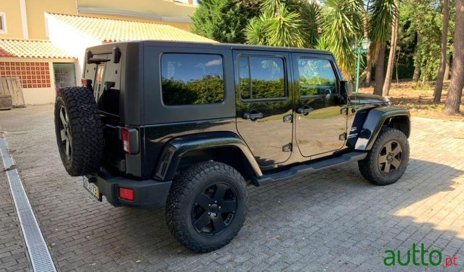 2010' Jeep Wrangler photo #4