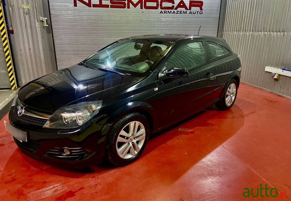 2008' Opel Astra Gtc photo #1