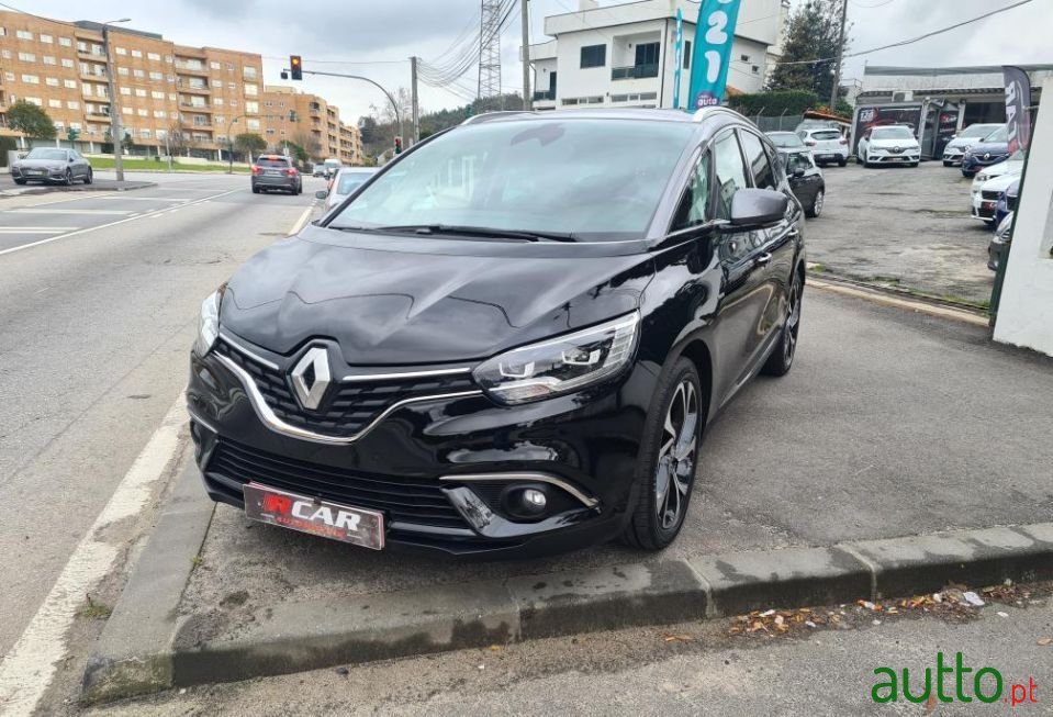 2017' Renault Grand Scenic photo #2