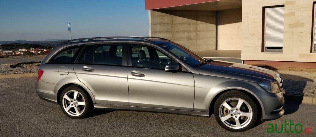 2012' Mercedes-Benz C-220 Exclusive photo #4
