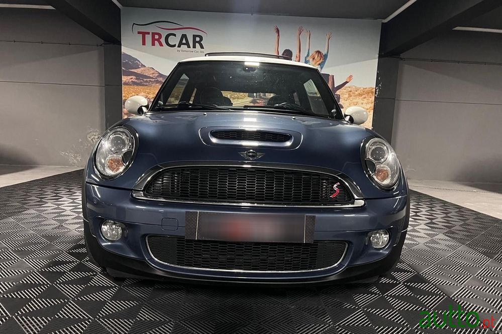 2009' MINI Cooper S photo #3