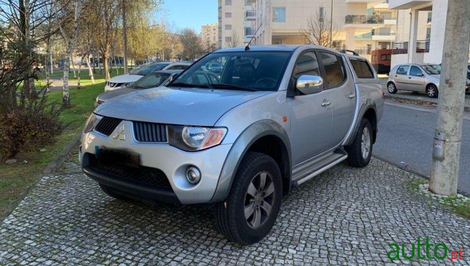 2007' Mitsubishi L200 Strackar photo #1