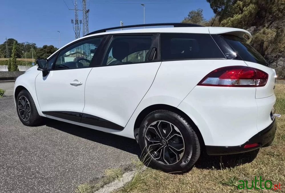 2018' Renault Clio Break photo #6