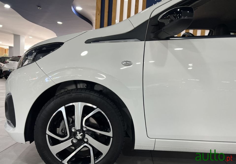 2020' Peugeot 108 photo #3