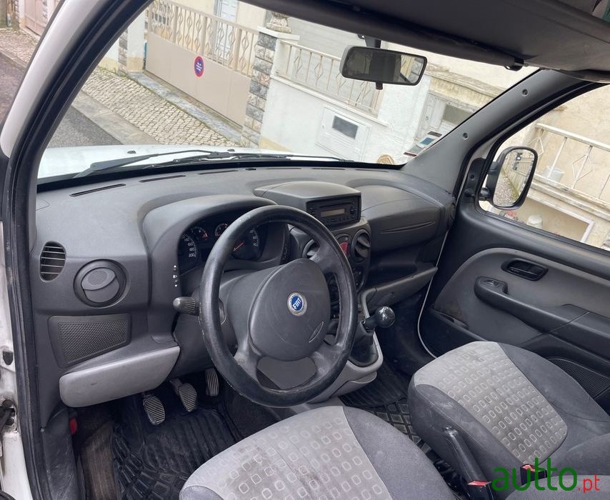 2006' Fiat Doblo photo #2