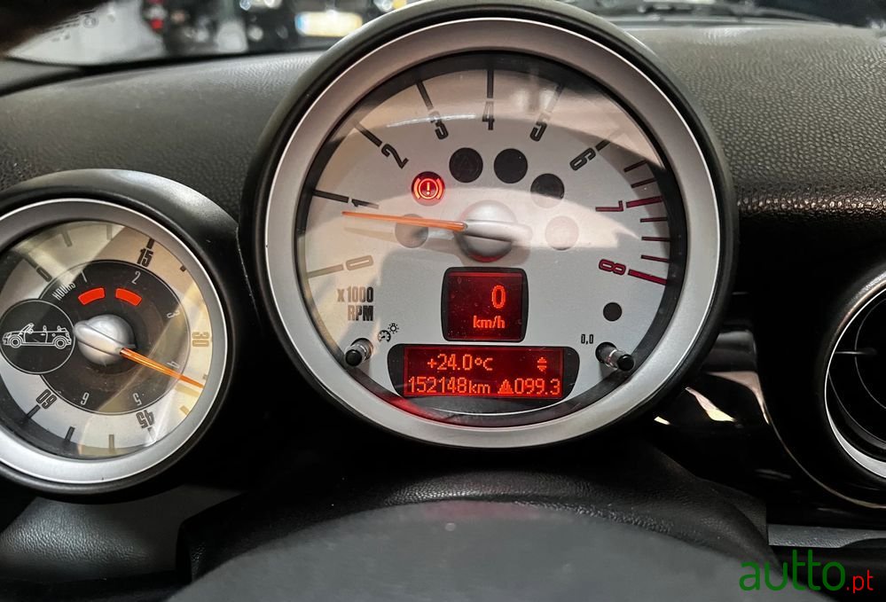 2010' MINI Cooper photo #2