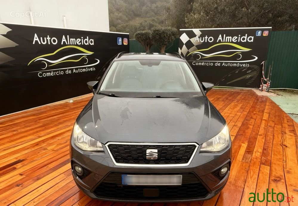 2019' SEAT Arona photo #2