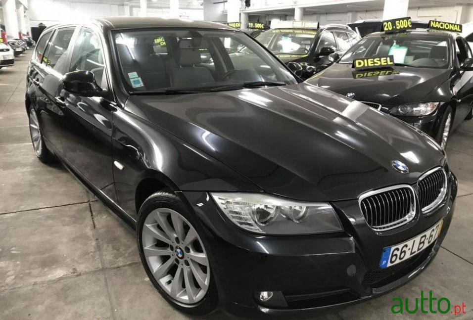 2010' BMW 325 D Touring Nacional photo #1