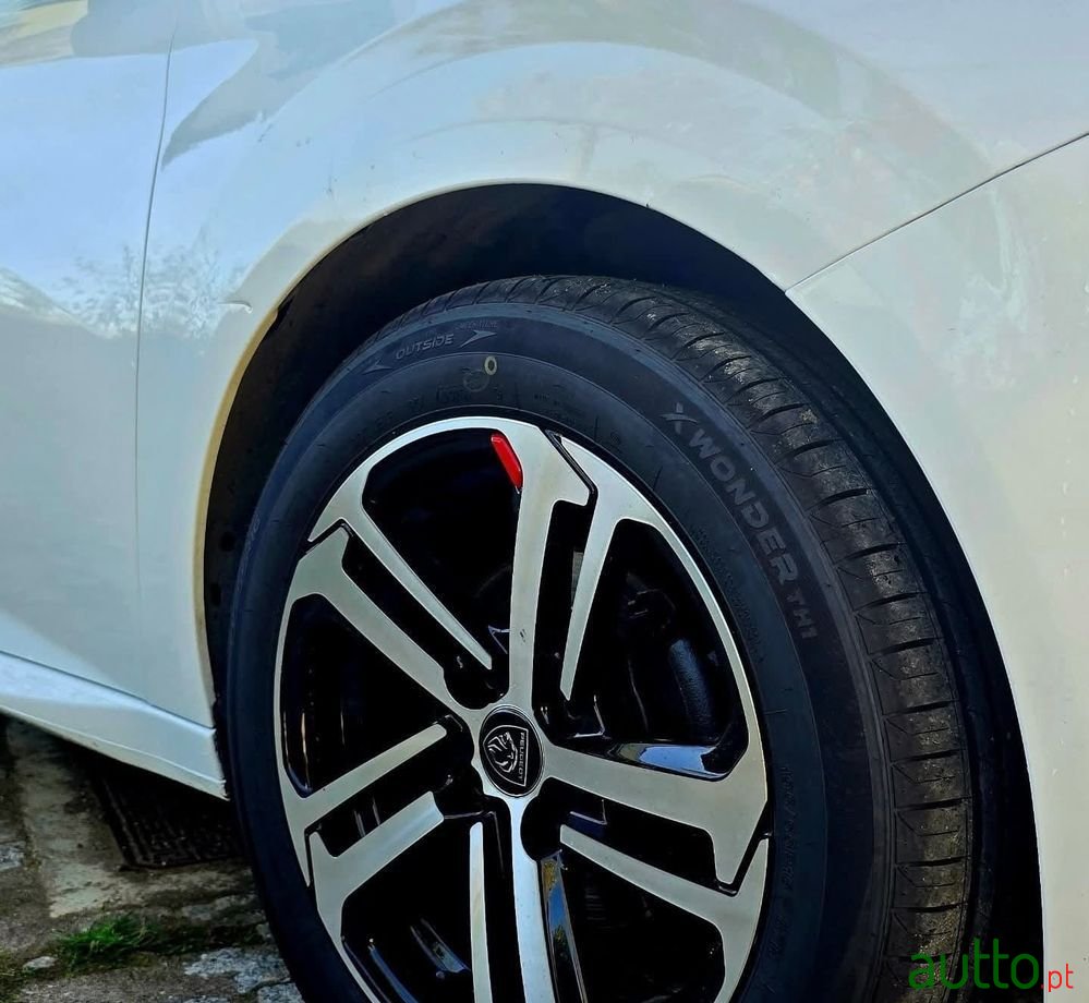 2021' Peugeot 208 1.5 Bluehdi Active photo #6