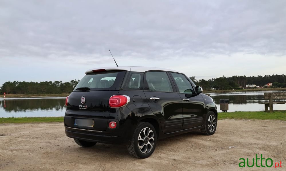 2017' Fiat 500L photo #6