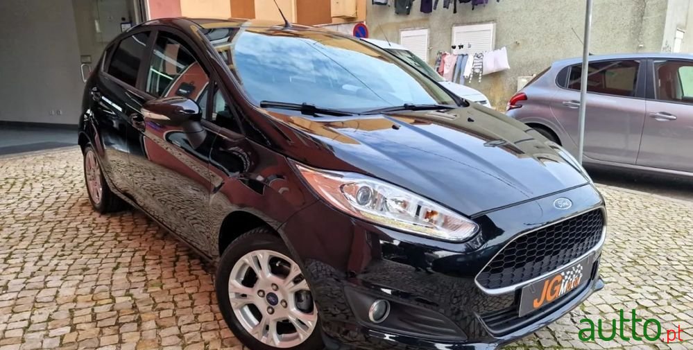 2017' Ford Fiesta photo #3