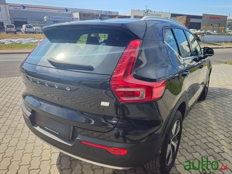 2021' Volvo Xc 40 photo #5