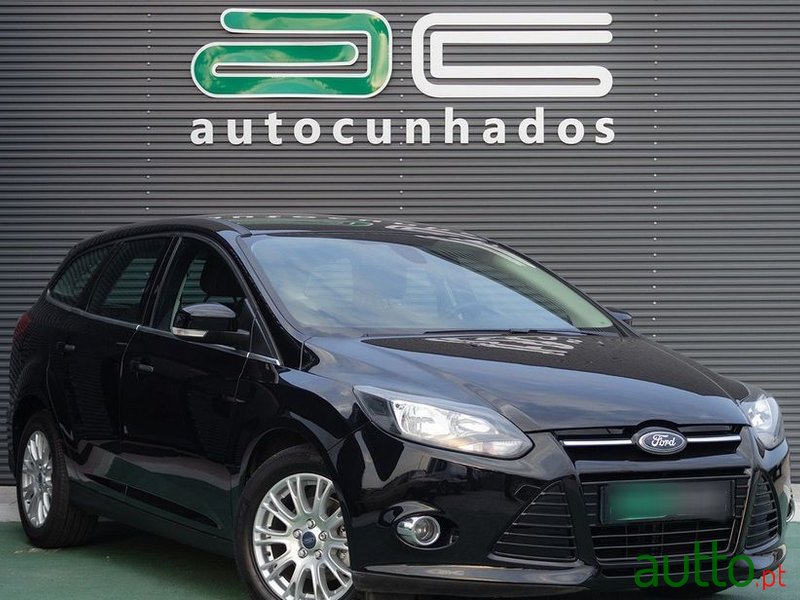 2011' Ford Focus Sw photo #1
