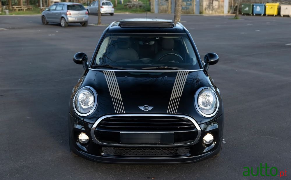 2016' MINI Cooper D photo #3