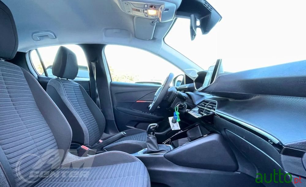2023' Peugeot 208 photo #6