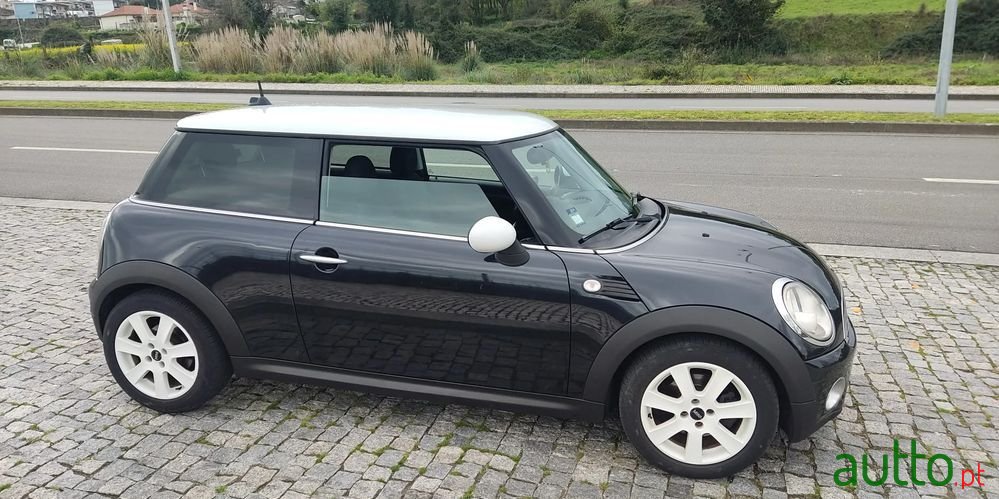 2008' MINI Cooper D 3 Portas photo #5