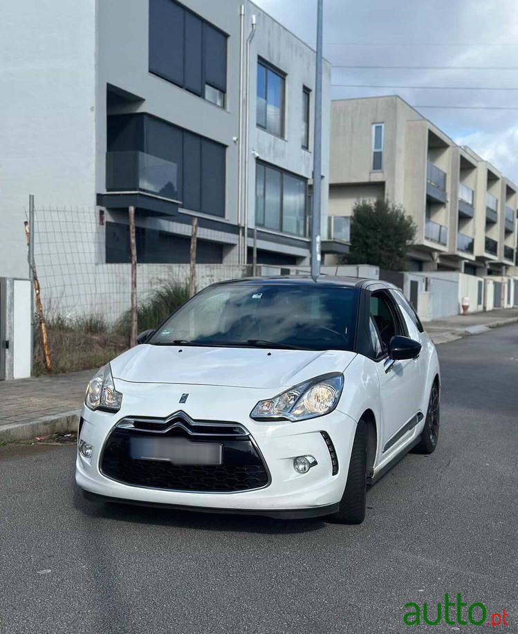 2013' Citroen DS3 1.6 Thp Sport Chic photo #2