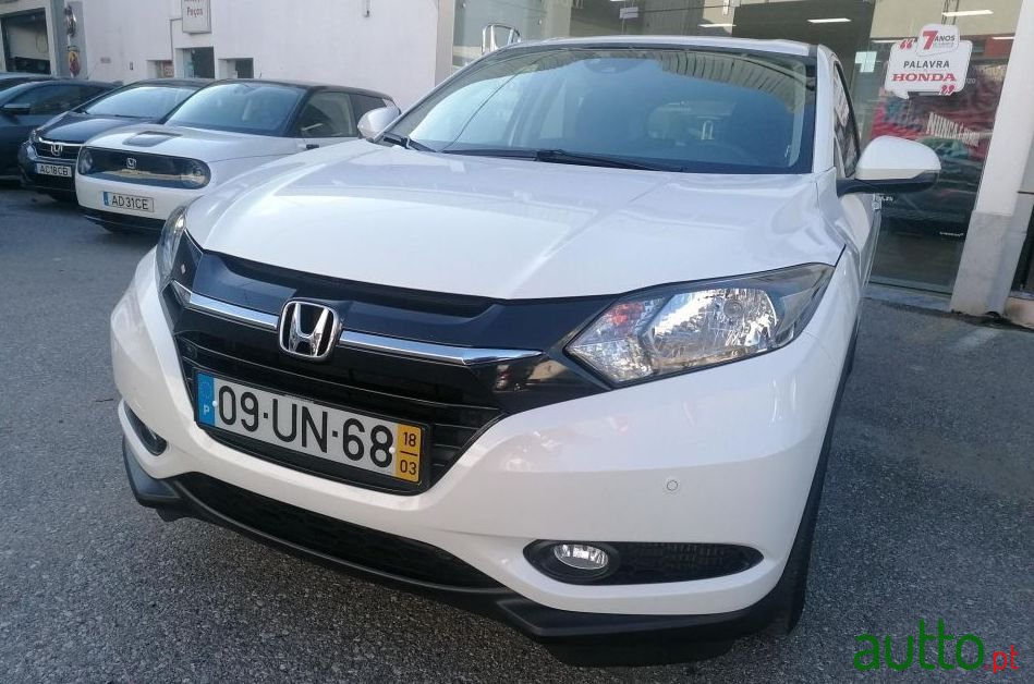 2018' Honda HR-V photo #3