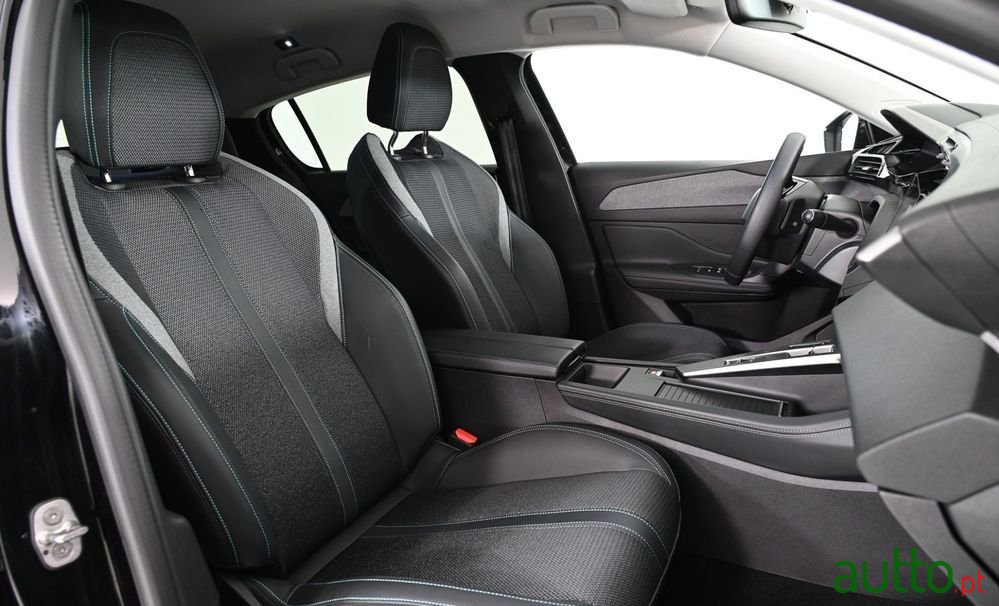 2024' Peugeot 308 photo #4