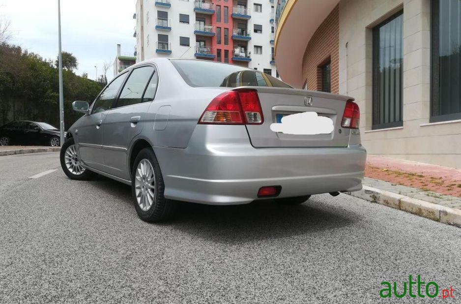 2005' Honda Civic Hybrid photo #1