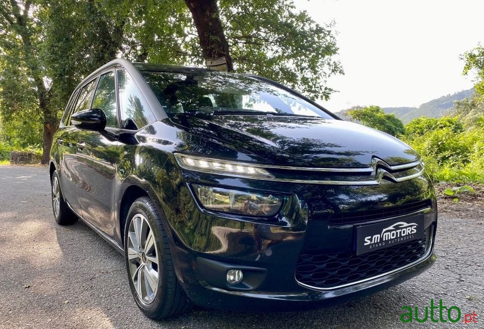 2014' Citroen C4 Grand Picasso photo #1