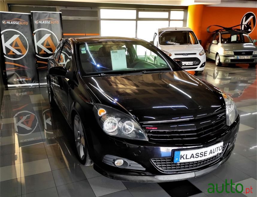 2007' Opel Astra-Gtc photo #3