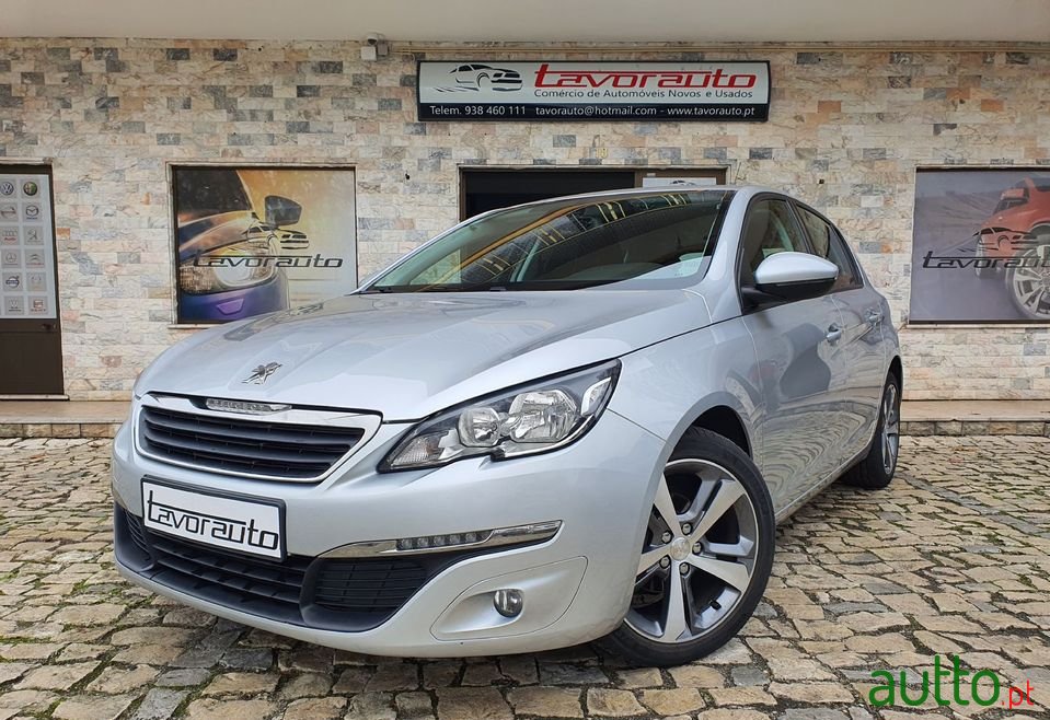 2017' Peugeot 308 photo #1