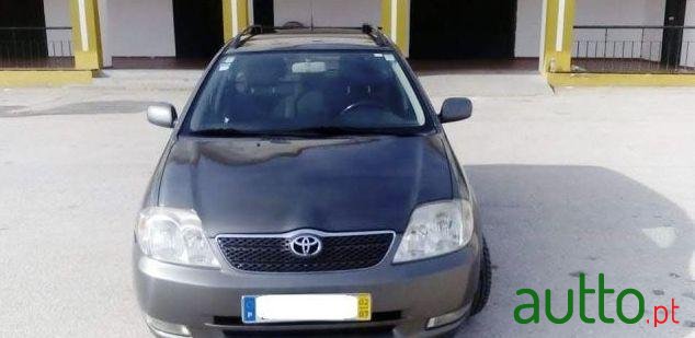 2002' Toyota Corolla 2.0 D-4D Sol Ac photo #2