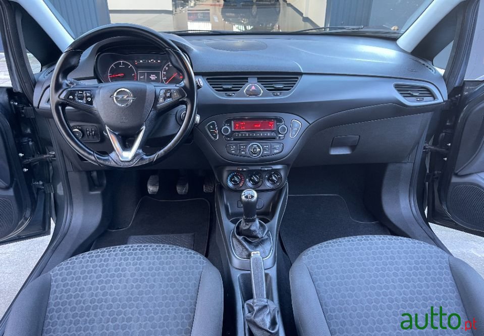 2017' Opel Corsa photo #5