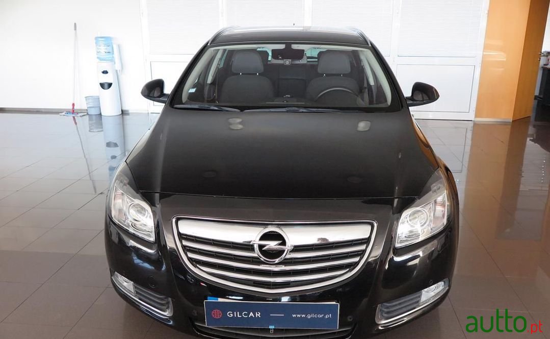 2009' Opel Insignia Sport Tourer photo #3